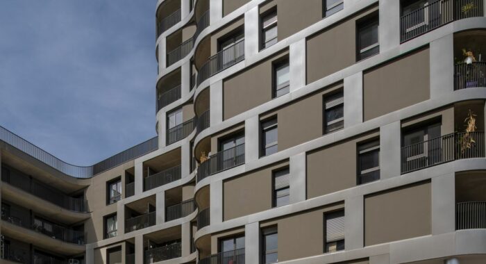 Akoya – RENNES - imageGet-uid-341237__o=aiguillon&s=prg&c=photo&t=1&p=8&f=M